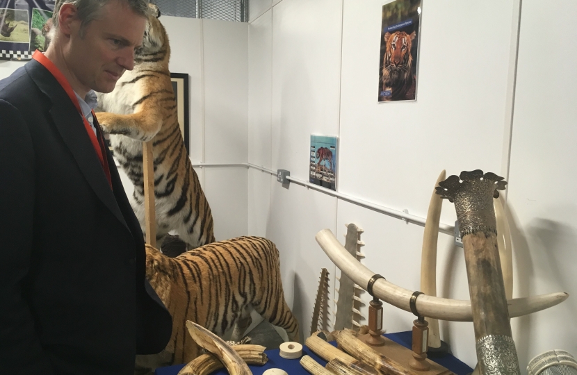 Zac Goldsmith MP visits the wildlife crime unit